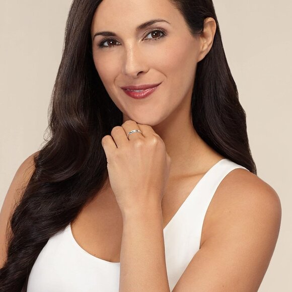 Women's Stellar Stable Stacking Ring in Hammered Sterling Silver Delicate Looks - Picture 4 of 9